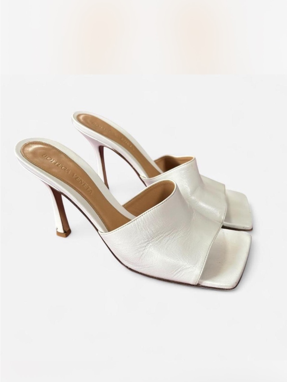 Bottega Veneta White Open-Toe Square Mule Heels - Women - Picture 4 of 8